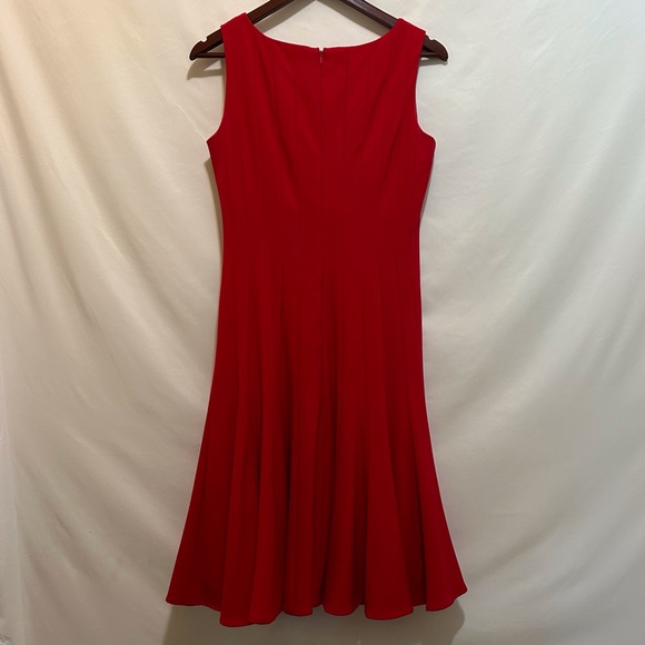 Ellen Tracy Women’s Red Holiday Dress, Size 4 - Picture 2 of 9
